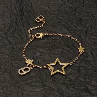Dior Five-pointed Star ⭐ bracelet