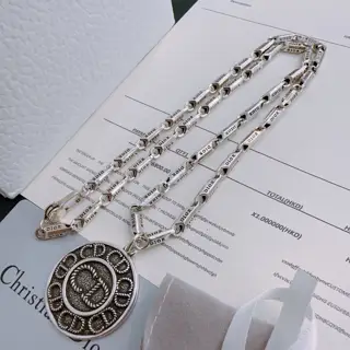 DIOR New Dior necklace Original goods New counter model