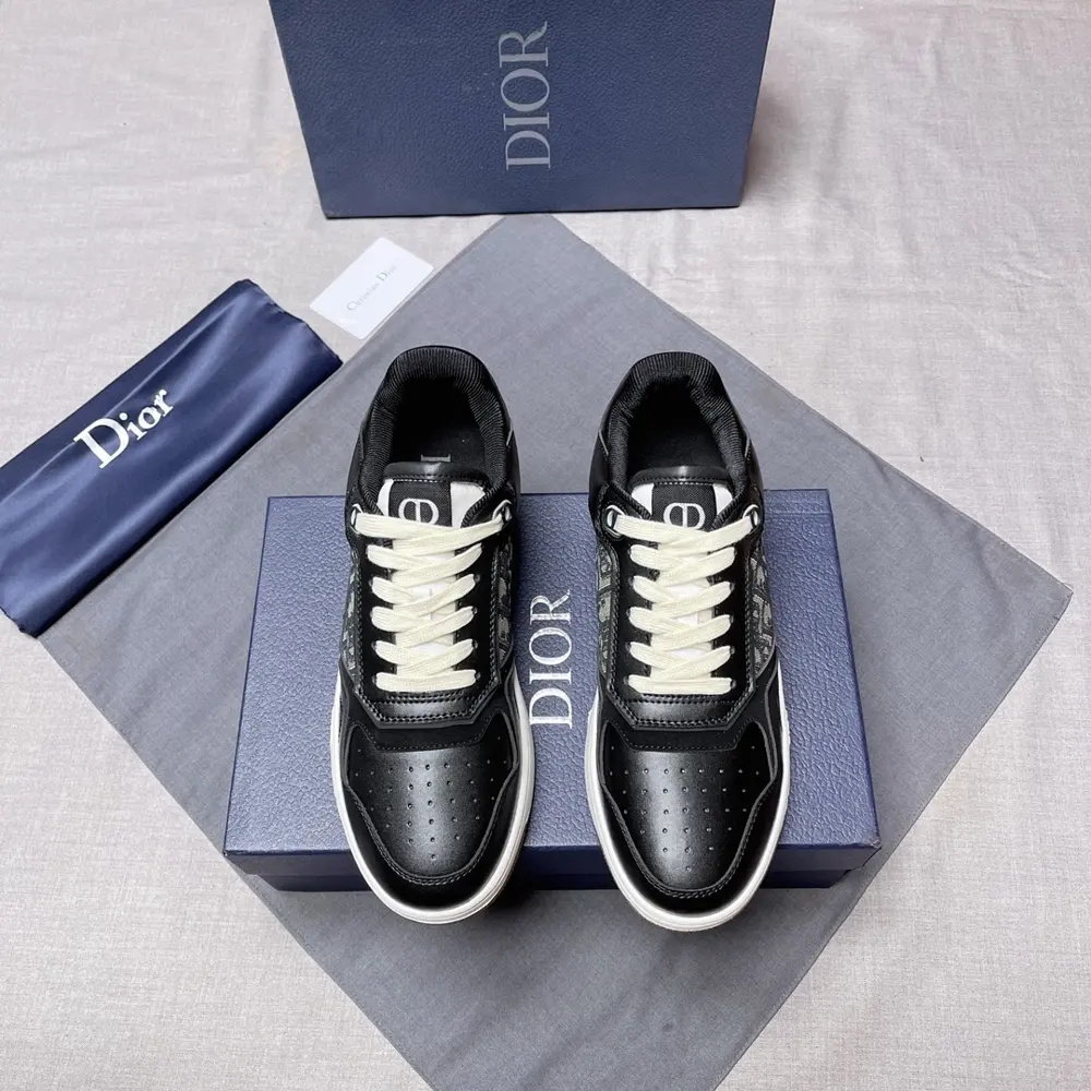 Dior New Products in the Gang Series [Continue Dior’s classic style