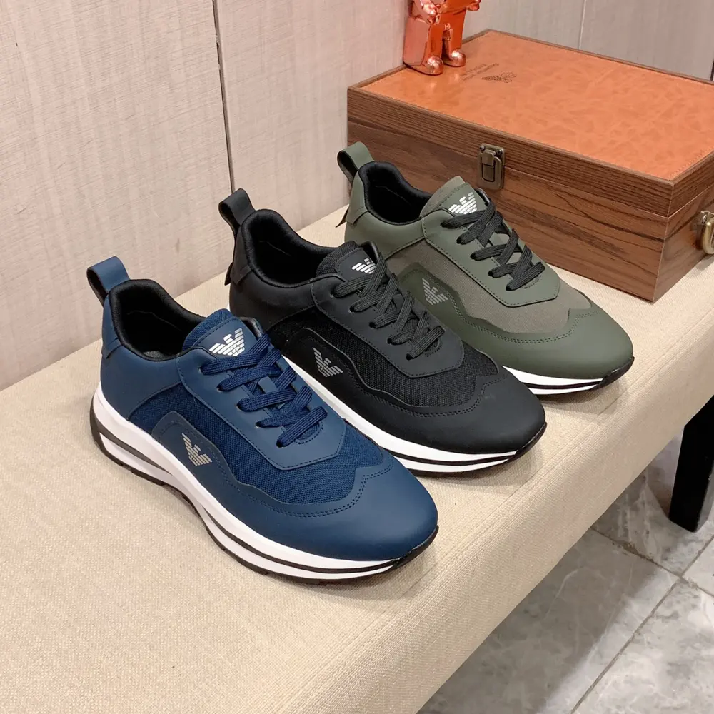 Armani’s fashionable casual shoes