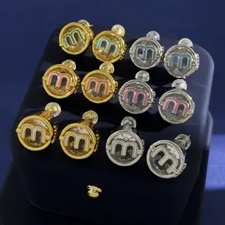 miumiu Korean version of small and fashionable letter m oil drop round earrings
