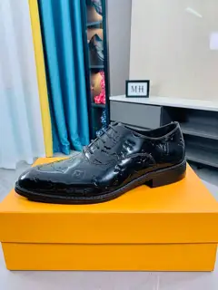 Louis Vuitton new open-edge pigskin shoes