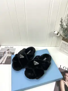 Prada Autumn and Winter Furry Slippers Series