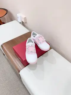 Roger Vivier RV square buckle white shoes