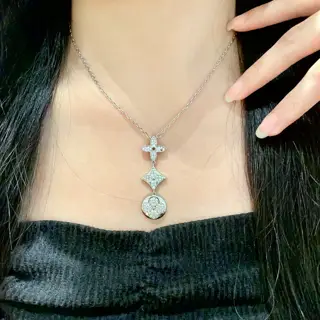 Louis Vuitton necklace