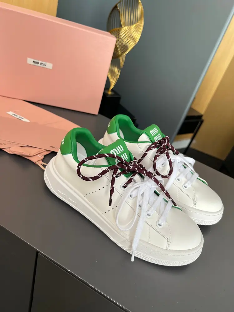 Miu Miu Miu 2024 new casual white shoes