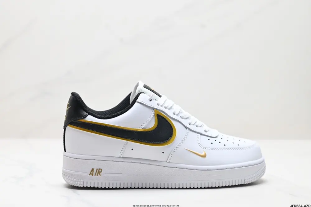 NIKE AIR FORCE 1’07 Sneakers DA8481-100