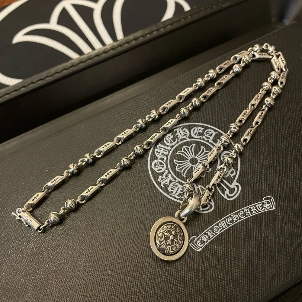 Chrome Hearts Classic Retro Diamond Cross Necklace Dynamic Cross Pendant