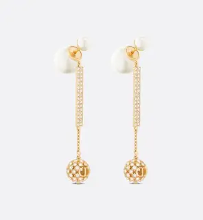 Dior’s new earrings