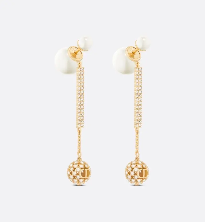 Dior’s new earrings