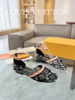 Louis Vuitton hollow sandals/ballet shoes