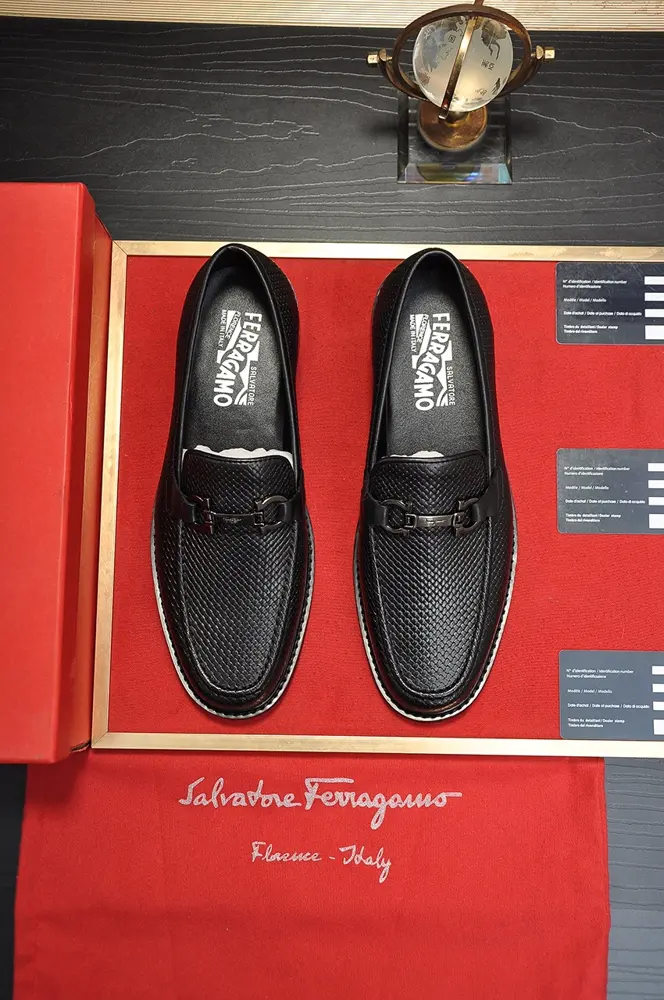 Salvatore Ferragamo casual formal men’s shoes Purchased from Hong Kong counters