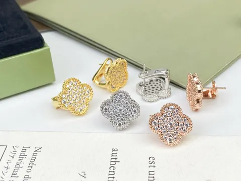 Van Cleef & Arpels diamond four-leaf clover earrings