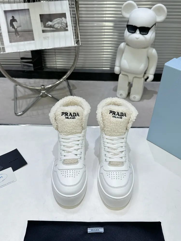 Prada Latest Downtown Bold Series Thick Sole Boots