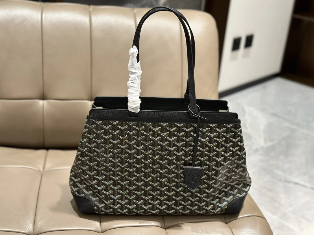 Goyard Bag