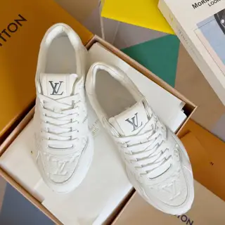 Louis Vuitton Classic Run Away Series Casual Sneakers Daddy Shoes