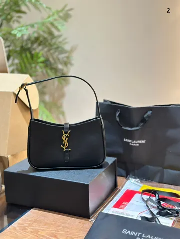 Yves Saint Laurent Hobo