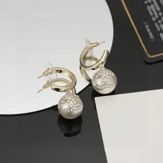 Chanel pearl earrings