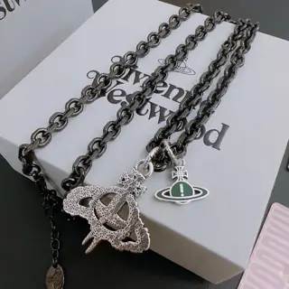 Vivienne Westwood Classic Large Saturn Necklace