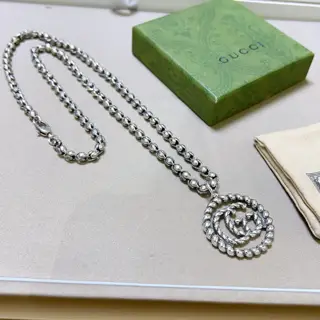 GucciThe latest Gucci necklace with a higher grade chain
