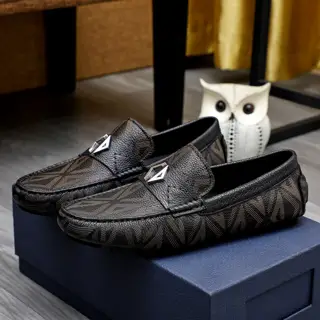 Dior casual men’s shoes are on sale. 1:1 production on the official website. Original