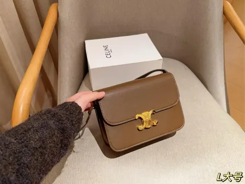 Celine Triomphe