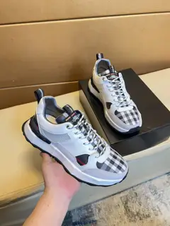 Burberry Sole: original sole