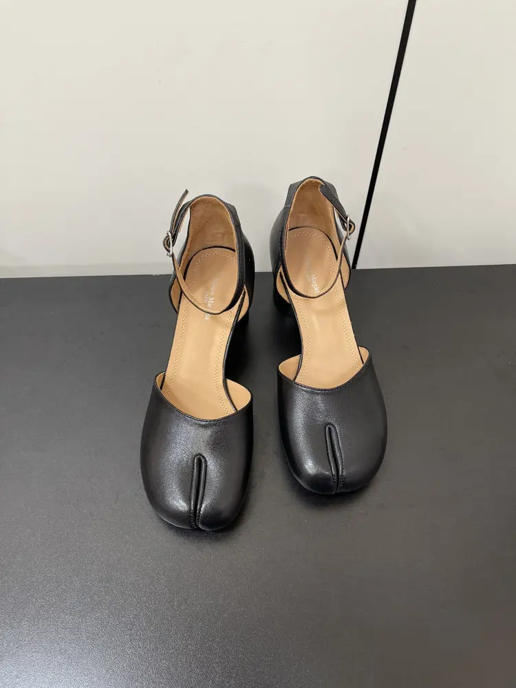 Maison Margiela mm6 retro ankle strap hollow high heel split toe sandals