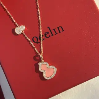 Qeelin Kirin protein powder ceramic large and small gourd necklace