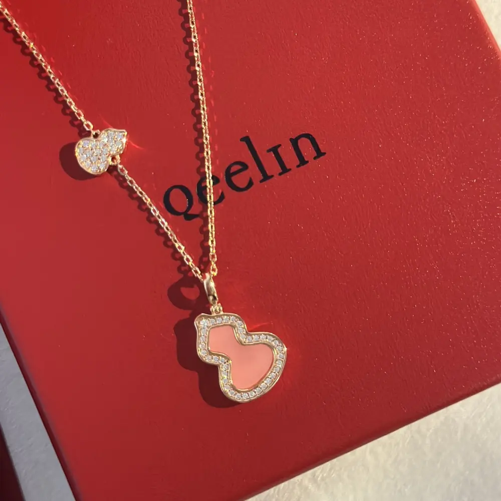 Qeelin Kirin protein powder ceramic large and small gourd necklace