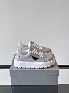 Prada thick-soled casual sneakers