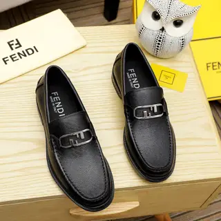FENDI men’s formal leather shoes Classic series not to be missed The