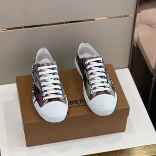 BURBERRY Men’s Vintage Logo Print Cotton Sneakers