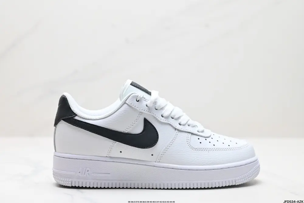 NIKE AIR FORCE 1’07 LV8 Sneakers CW1574-100