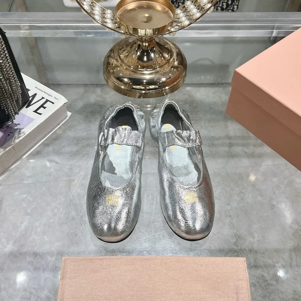Miu Miu Miu early spring catwalk new slip-on lazy elastic Mary Jane ballet shoes·flat shoes