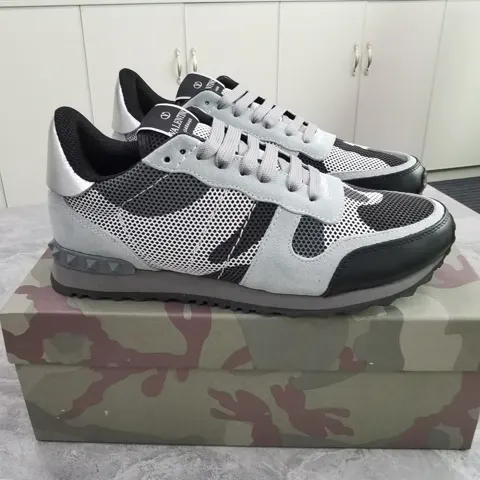 Valentino lace-up casual shoes