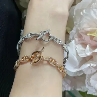 V gold material Hermes full diamond pig nose bracelet