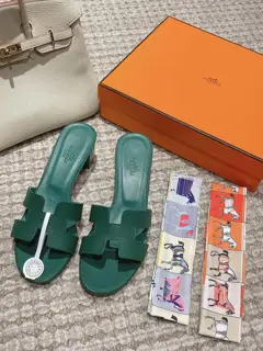 Hermes Palm print Heels