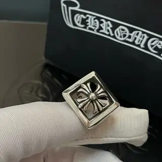 Chrome Hearts Chromo Hearts Classic Vintage Cross Flower Ring