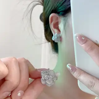 Chanel Camellia with diamonds Diamond stud earrings