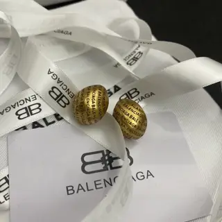 Balenciaga gold bean letter earrings