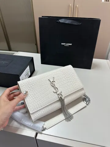 Yves Saint Laurent Bag