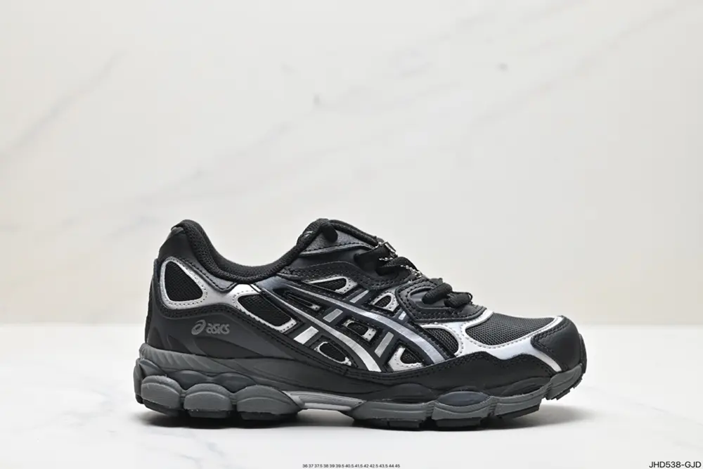 ASICS breathable mesh upper with some synthetic leather material uses the new AHAR+ rubber 1203A383-020