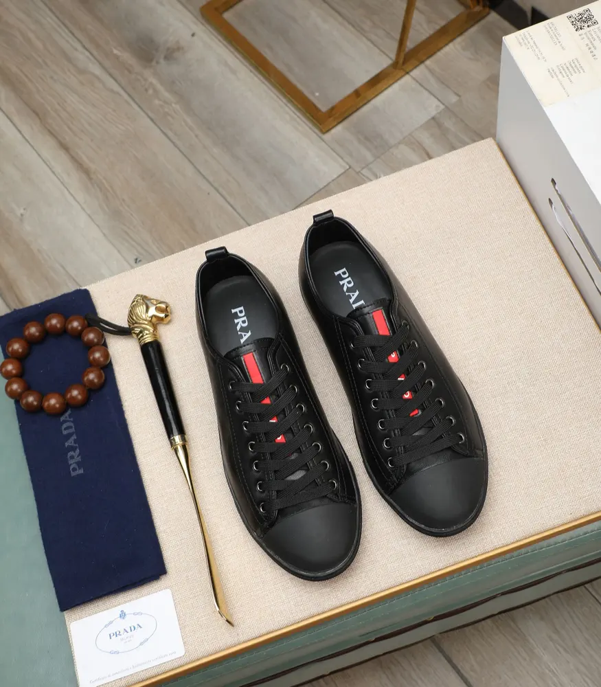 Prada casual shoes upper Italy imported calfskin leather lining @ suitable for travel