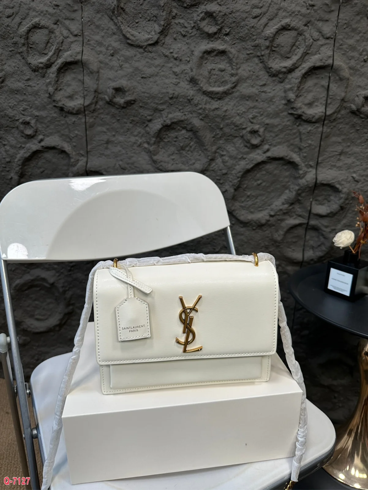 Yves Saint Laurent Bag