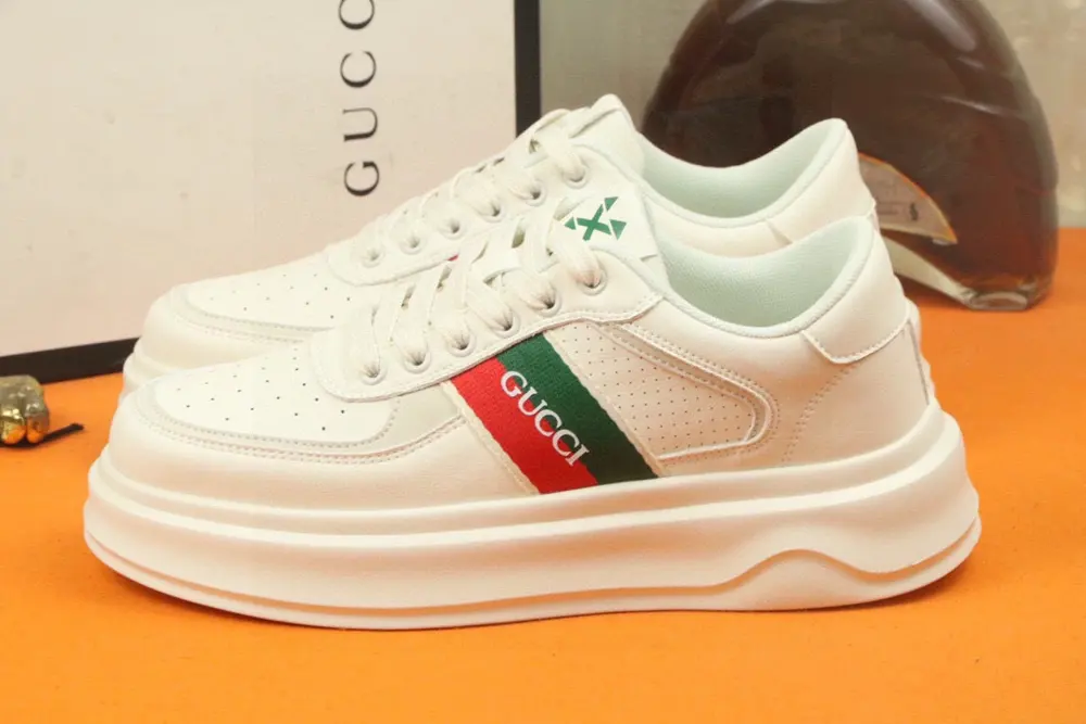 Gucci thick-soled platform shoes are featured on the cover of Italian men’s shoes fashion