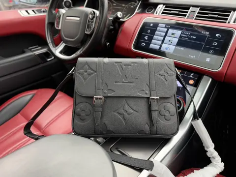 Louis Vuitton Crossbody