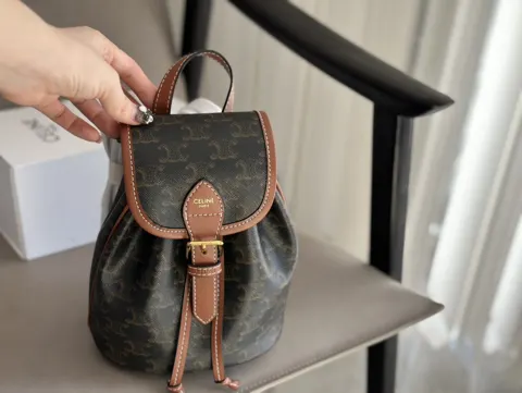 Celine Triomphe