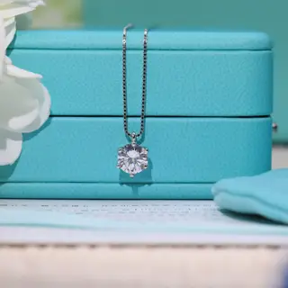 Tiffany necklace single diamond six-claw necklace S925 sterling silver material exquisite
