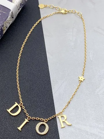 Dior new letter necklace